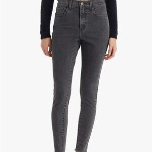 Levi's Women's  720 High Rise Skinny Jeans Size 27